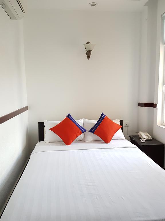 Lalune Hotel Phnom Penh Exterior foto