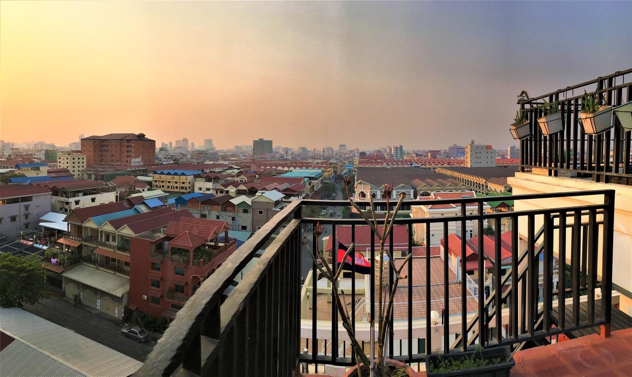 Lalune Hotel Phnom Penh Exterior foto