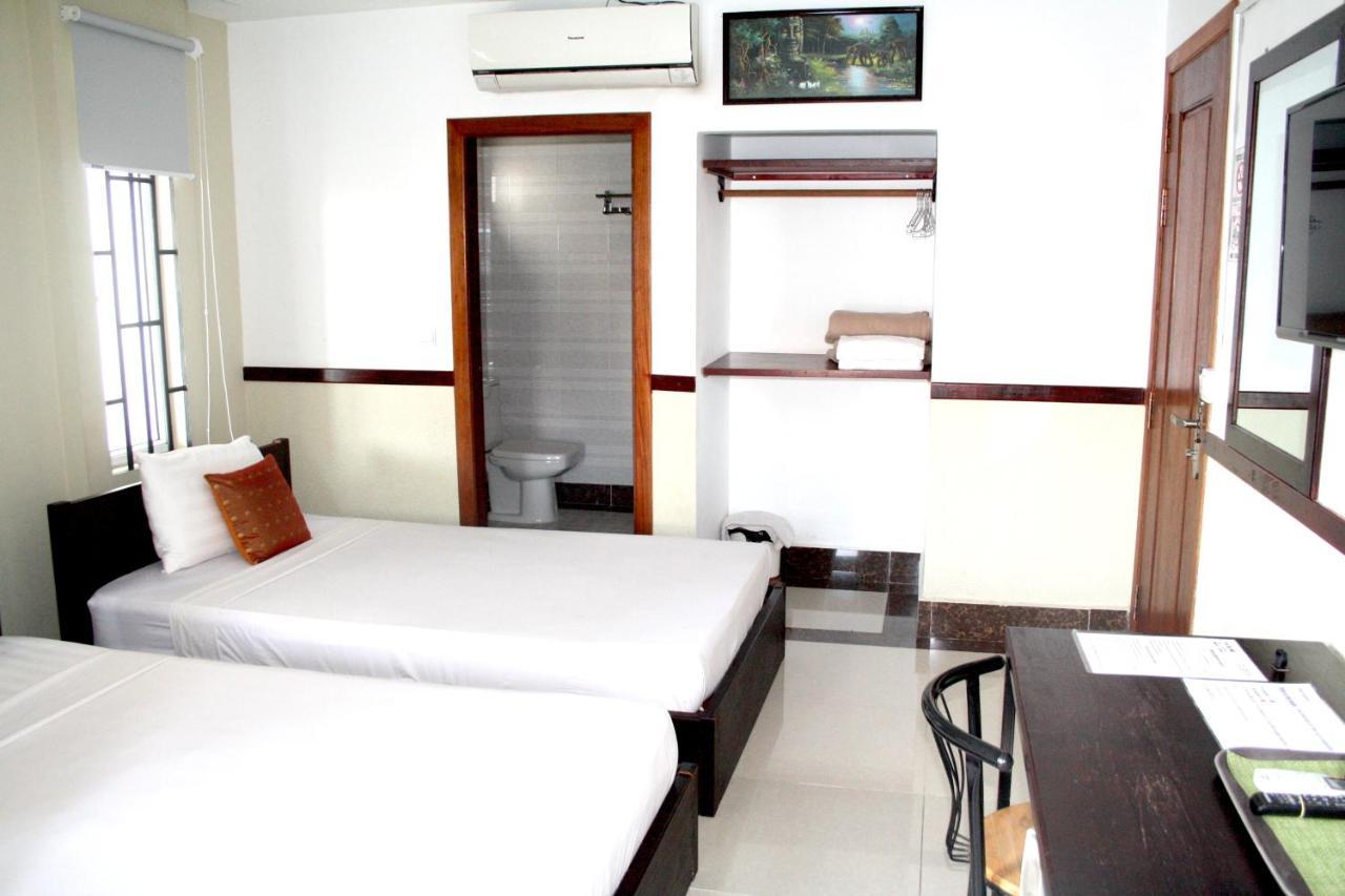 Lalune Hotel Phnom Penh Exterior foto