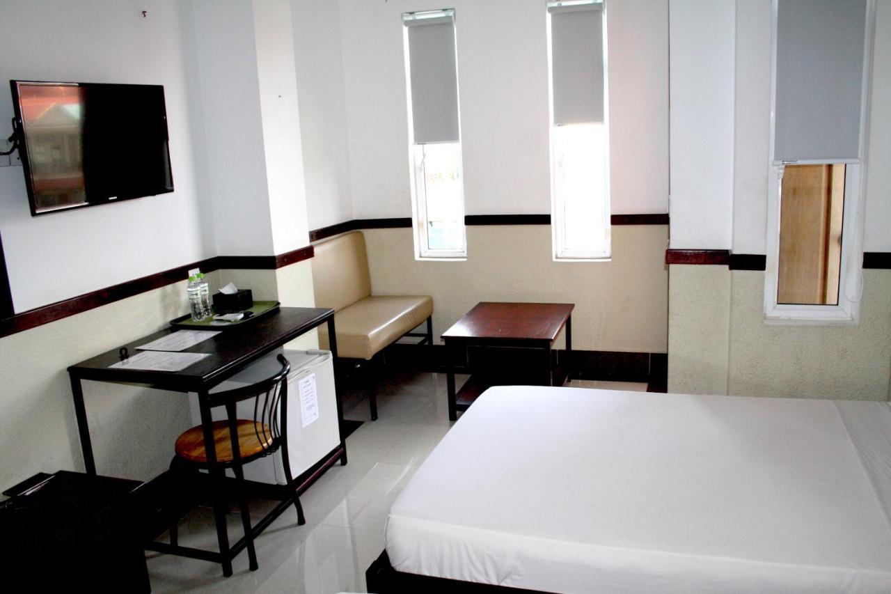 Lalune Hotel Phnom Penh Exterior foto