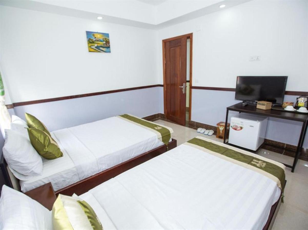 Lalune Hotel Phnom Penh Habitación foto